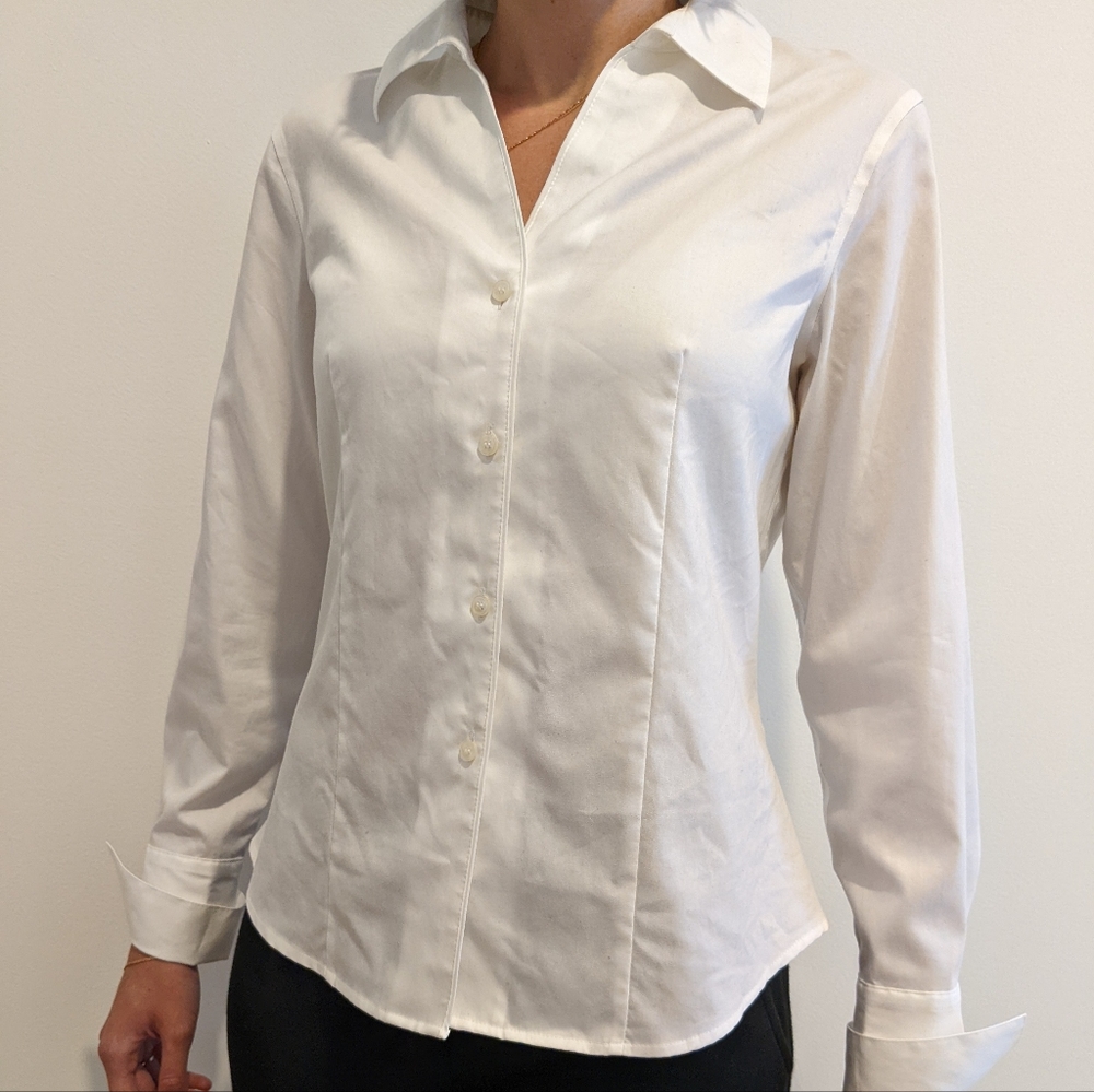 Calvin Klein Women's Blouse Dress Shirt Size 6 Non-Iron - Picture 2 of 9